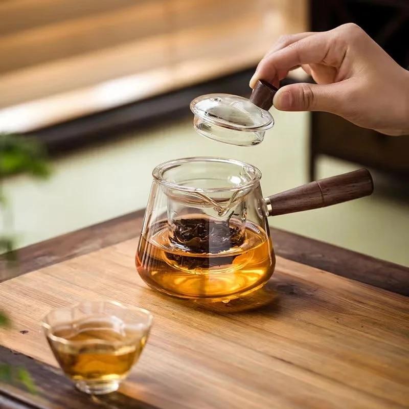 Japanese Side Wooden Hle Glass Tea Pot with Filter Heat Resistant Cooking Puer Flower Teapot Kungfu Kettle Tea Set Teaware
Japanese Side Wooden Hle Glass Tea Pot with Filter Heat Resistant Cooking Puer Flower Teapot Kungfu Kettle Tea Set Teaware