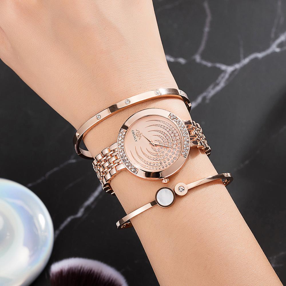 Leisure Diamond Inlaid Women s Watches Waterproof And Fashionable Niche Design Popular Accessories Diamond Inlaid Bracelet Combination Set
Leisure Diamond Inlaid Women s Watches Waterproof And Fashionable Niche Design Popular Accessories Diamond Inlaid Bracelet Combination Set