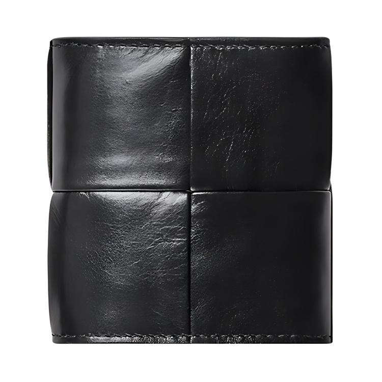 Bottega Veneta Intrecciato Snap Closure Leather And Fabric Wallet Small Men Wallet Black 690943VCQ728803 Basic Set (Bag+Dust Bag)
Bottega Veneta Intrecciato Snap Closure Leather And Fabric Wallet Small Men Wallet Black 690943VCQ728803 Basic Set (Bag+Dust Bag)