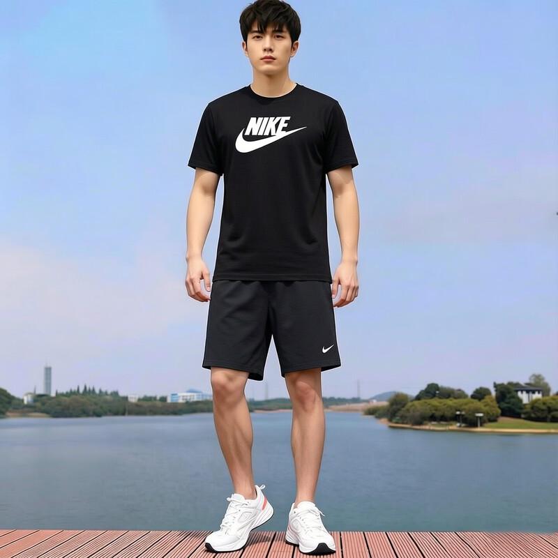 Nike Men s Sportswear T-shirt & Shorts Set M
Nike Men s Sportswear T-shirt & Shorts Set M