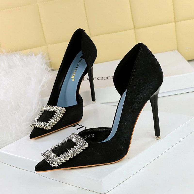 American Style Fashionable Square Rhinestone High Heels Thin Heels Super High Heels Shallow Mouth Pointed Toe Side Empty Shoes 36
American Style Fashionable Square Rhinestone High Heels Thin Heels Super High Heels Shallow Mouth Pointed Toe Side Empty Shoes 36