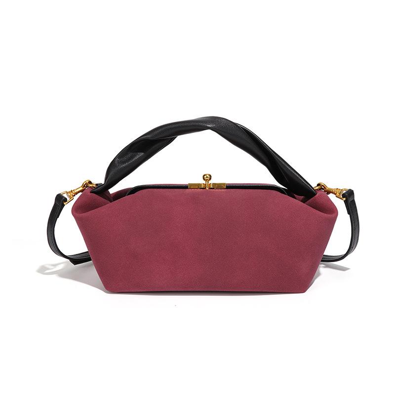 New Suede Lunch Box Bag for Women, Fashionable and Versatile, Niche Soft Leather Handbag, Shoulder Bag, Crossbody Bag, Pillow Bag, Small Square Bag
New Suede Lunch Box Bag for Women, Fashionable and Versatile, Niche Soft Leather Handbag, Shoulder Bag, Crossbody Bag, Pillow Bag, Small Square Bag