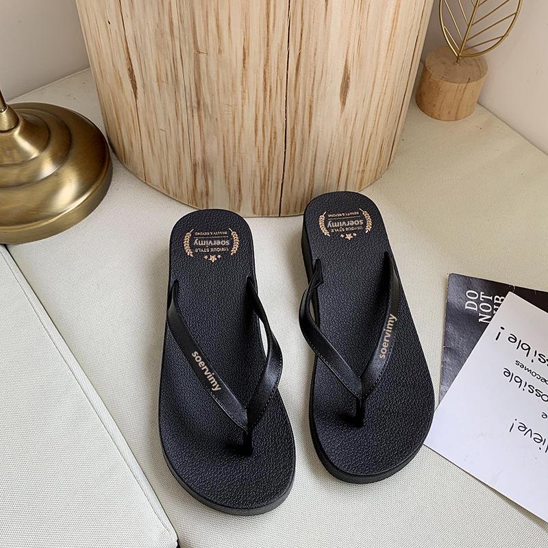 Women s Fashionable Waterproof Wedge Heel Slippers – Perfect for Outdoor and Indoor Use, Non-slip Summer Beach Flip-flops. 38 чорний
Women s Fashionable Waterproof Wedge Heel Slippers – Perfect for Outdoor and Indoor Use, Non-slip Summer Beach Flip-flops. 38 чорний