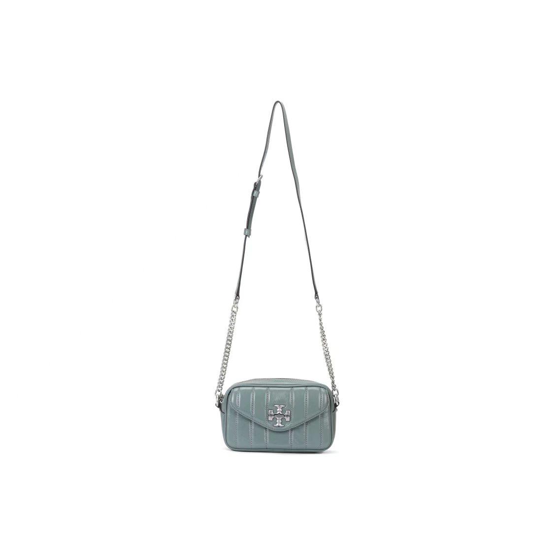 Tory Burch Kira Adjustable Chain Shoulder Strap Metal Double T Logo Leather Camera Bag Women Shoulder Bag Light-Polar-Blue 135751-400 Basic Set (Bag+Dust Bag)
Tory Burch Kira Adjustable Chain Shoulder Strap Metal Double T Logo Leather Camera Bag Women Shoulder Bag Light-Polar-Blue 135751-400 Basic Set (Bag+Dust Bag)