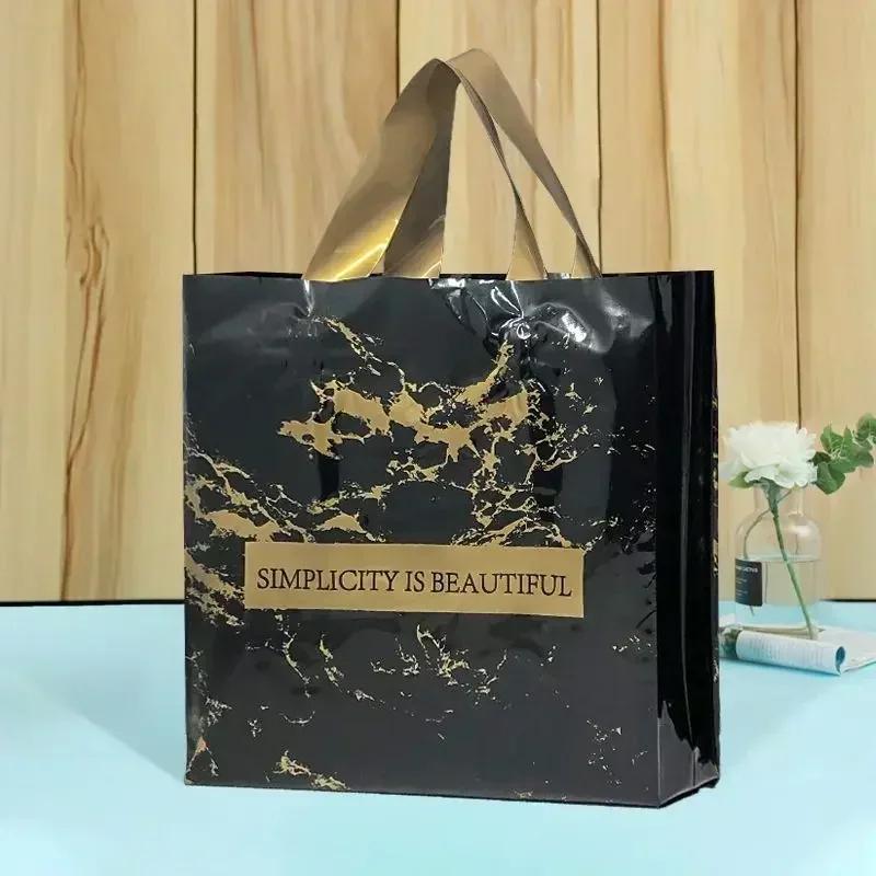 50piece Cartoon Large Capacity Gift Bags Vertical Large Size Clothing Store Plastic Handbag High End Portable Gift Storage Pocke 25x30x8cm 50pcs
50piece Cartoon Large Capacity Gift Bags Vertical Large Size Clothing Store Plastic Handbag High End Portable Gift Storage Pocke 25x30x8cm 50pcs