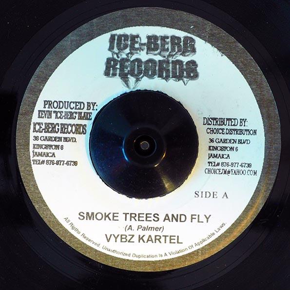 7inch Record VYBZ KARTEL Smoke Trees And Fly NONE IceBerg Record 2004 Jamaica Reggae Ska Dub Used
7inch Record VYBZ KARTEL Smoke Trees And Fly NONE IceBerg Record 2004 Jamaica Reggae Ska Dub Used