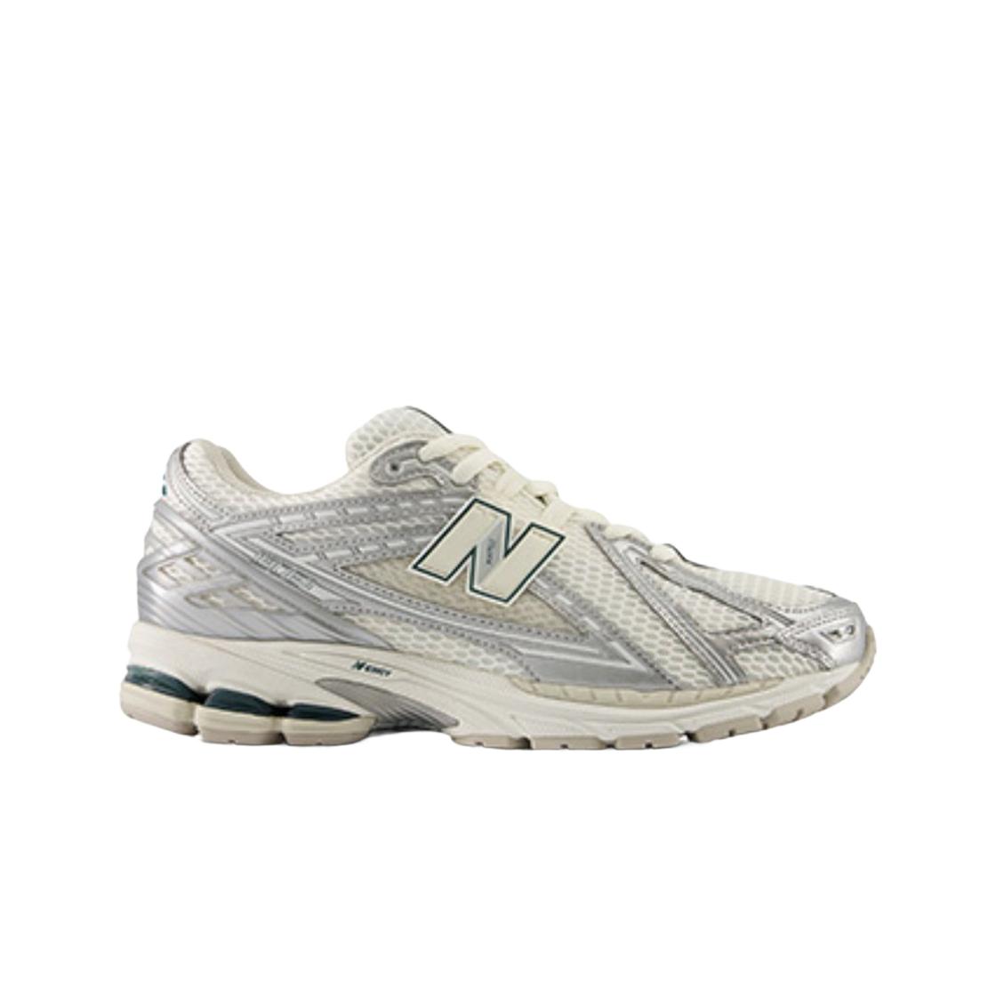 New Balance 1906r Silver Metallic Sea Salt 275
New Balance 1906r Silver Metallic Sea Salt 275