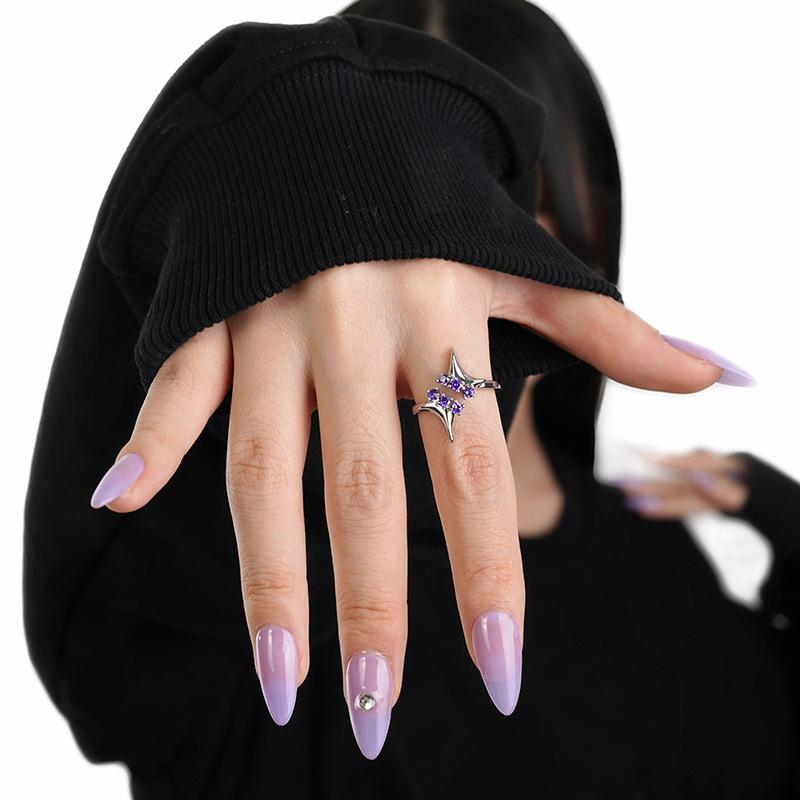 Purple Zircon Mango Ring Light Luxury Niche Design Sense Advanced Sense Metal Ring Sweet Cool Schoolgirl Adjustable opening
Purple Zircon Mango Ring Light Luxury Niche Design Sense Advanced Sense Metal Ring Sweet Cool Schoolgirl Adjustable opening