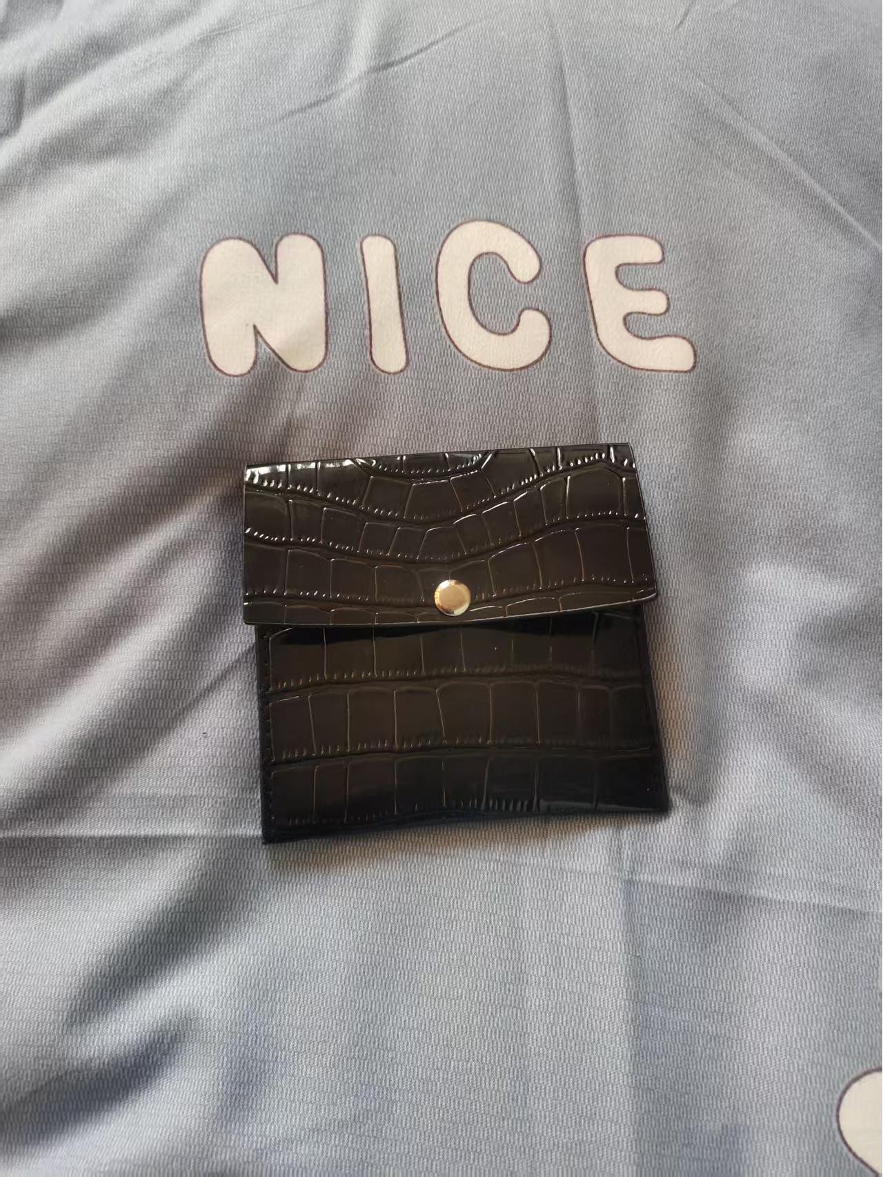 Elegant Stone Texture Clutch Bag - 2025 Trendy Glossy Envelope Design чорний
Elegant Stone Texture Clutch Bag - 2025 Trendy Glossy Envelope Design чорний