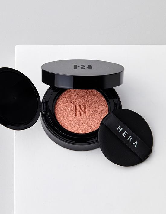 Hera Black Cushion Foundation Tone Up
Hera Black Cushion Foundation Tone Up