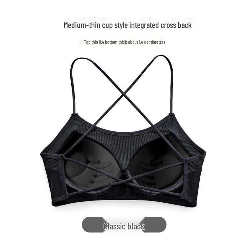 Тонкий бюстгальтер пуш-ап с перекрещенными бретелями на спине и нагрудными подушечками - Женский гладкий жилет-камисоль One Size чёрный
Тонкий бюстгальтер пуш-ап с перекрещенными бретелями на спине и нагрудными подушечками - Женский гладкий жилет-камисоль One Size чёрный