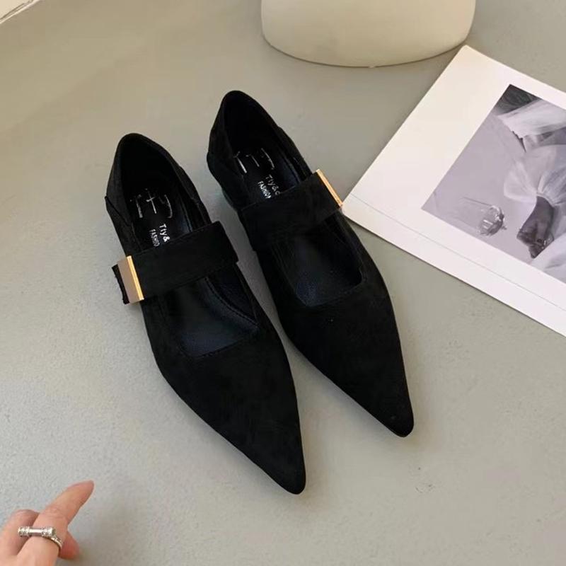 Fashion SUOJIALUN Autumn Women New Brand Flat Shoes Fashion Red Pointed Toe Mary Jane Shoes Buckle Flat Heel Outdoor Dress Ballerinas 35 чёрный
Fashion SUOJIALUN Autumn Women New Brand Flat Shoes Fashion Red Pointed Toe Mary Jane Shoes Buckle Flat Heel Outdoor Dress Ballerinas 35 чёрный