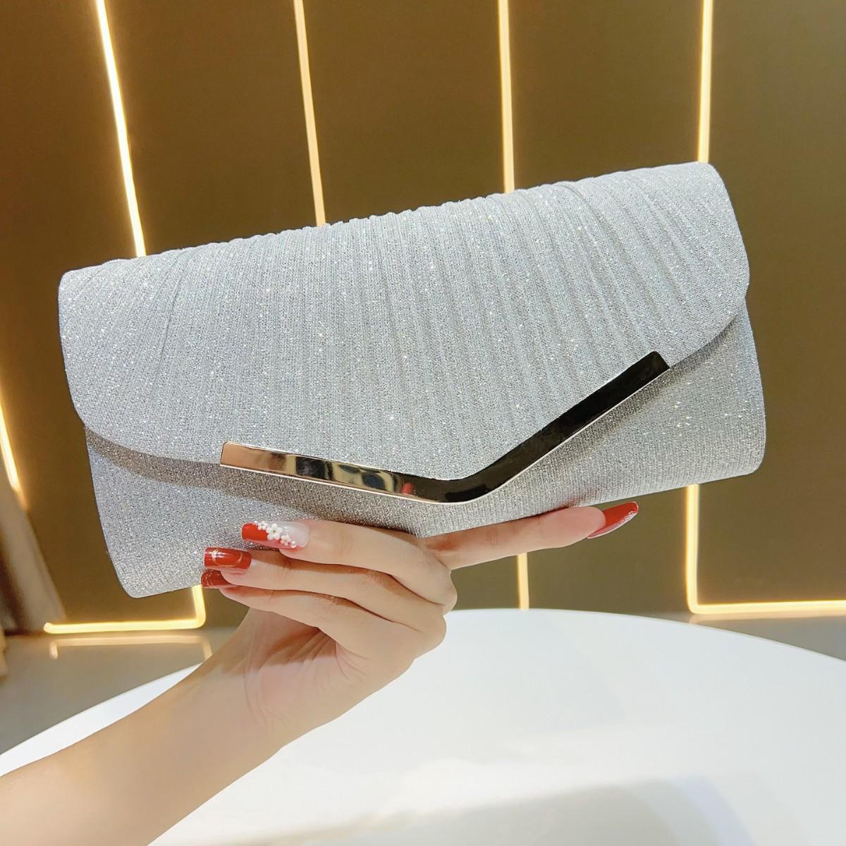 Pleated Sparkling Evening Clutch Crossbody Bag
Pleated Sparkling Evening Clutch Crossbody Bag