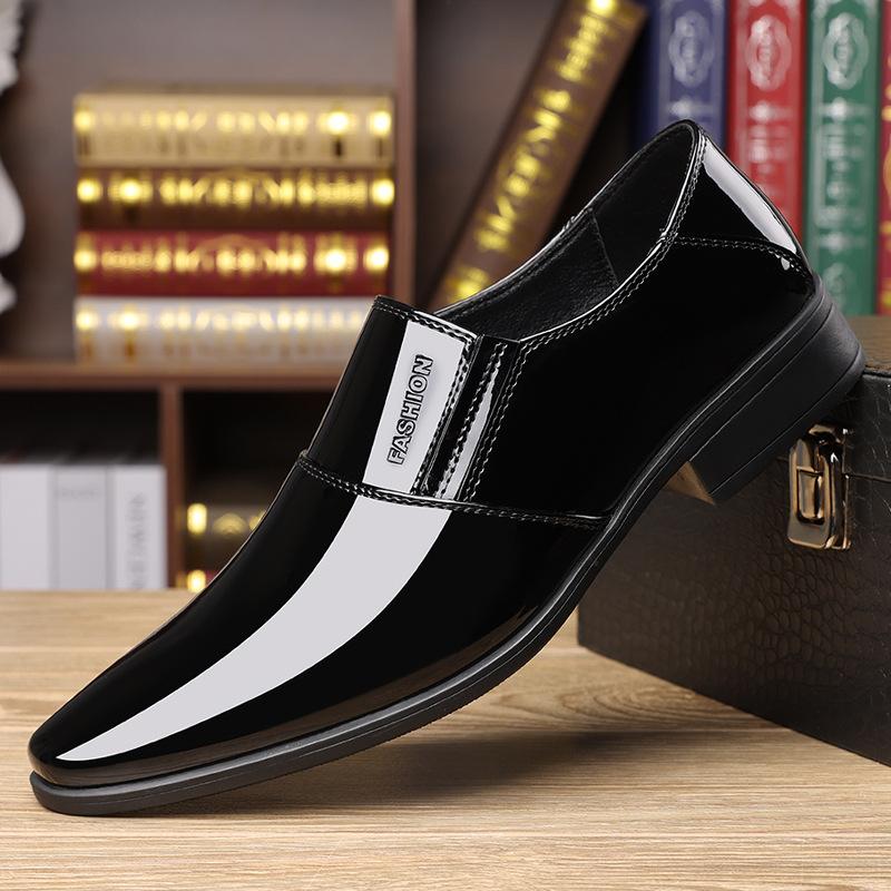 New Arrival Men s Pointed Toe White Black Patent Leather Wedding Dress Shoes Size 38-44 Slip On Loafers Zapatos Hombre 44
New Arrival Men s Pointed Toe White Black Patent Leather Wedding Dress Shoes Size 38-44 Slip On Loafers Zapatos Hombre 44
