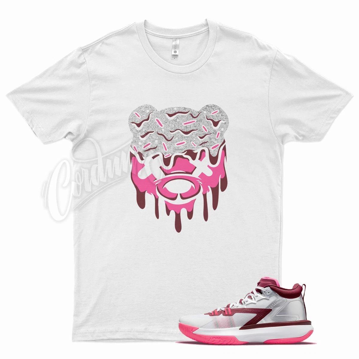 Белая футболка DRIPPY для J1 Zion 1 Marion Metallic Burgundy Pink One 2XL
Белая футболка DRIPPY для J1 Zion 1 Marion Metallic Burgundy Pink One 2XL
