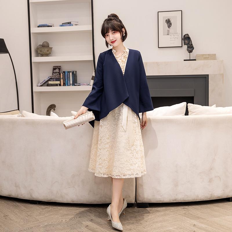 New spring and spring medium and long hollow lace waist thin belly cover dress multi-color XXXL
New spring and spring medium and long hollow lace waist thin belly cover dress multi-color XXXL