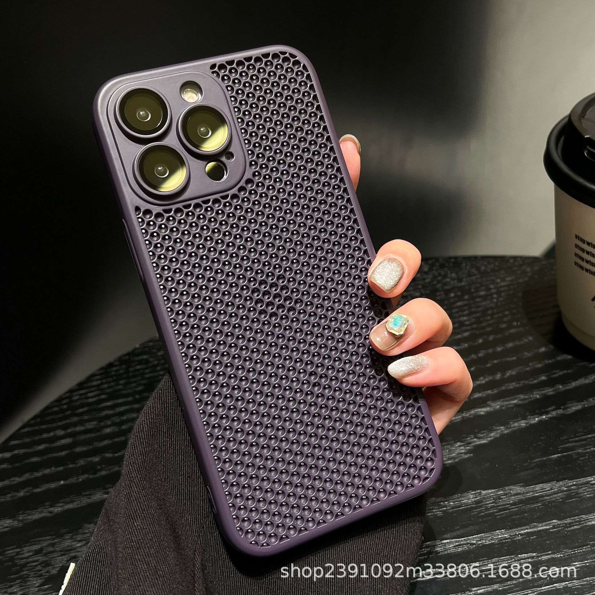 Лето для Apple 16 Promax Дышащий Охлаждающий Чехол для Телефона для IPhone 15 Защита Объектива Противоударный ПК Накладка Жесткий Чехол For iPhone11
Лето для Apple 16 Promax Дышащий Охлаждающий Чехол для Телефона для IPhone 15 Защита Объектива Противоударный ПК Накладка Жесткий Чехол For iPhone11