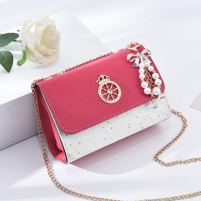 New Chain Girl Shoulder Bag Korean Contrasting Girl Crossbody Bag Fashionable Sequins Decorated Exquisite Pendant Sewing Thread
New Chain Girl Shoulder Bag Korean Contrasting Girl Crossbody Bag Fashionable Sequins Decorated Exquisite Pendant Sewing Thread