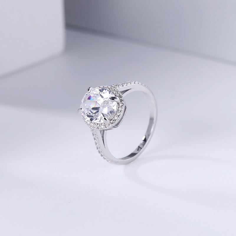Gold-Plated S925 Sterling Silver Oval Ring - Elegant European & American Style, Perfect for Index Finger, Fashionable and Luxurious. Size 9
Gold-Plated S925 Sterling Silver Oval Ring - Elegant European & American Style, Perfect for Index Finger, Fashionable and Luxurious. Size 9