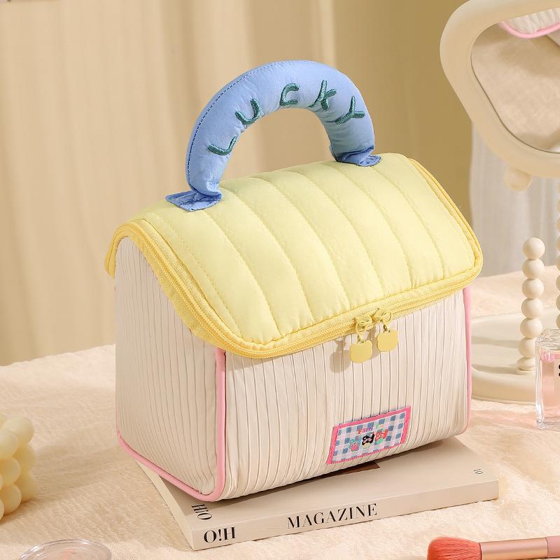 Large Capacity Cute Makeup Travel Bag - Handheld Toiletry Organizer & Gift Box for Birthdays
Large Capacity Cute Makeup Travel Bag - Handheld Toiletry Organizer & Gift Box for Birthdays