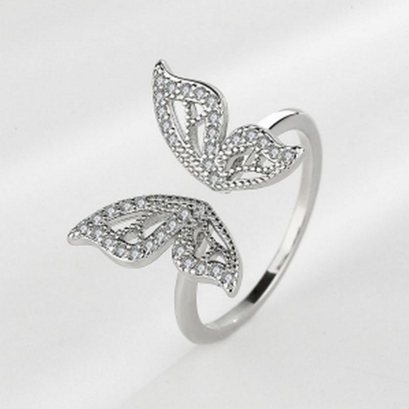 Minimalist Design Ring One Size срібний
Minimalist Design Ring One Size срібний