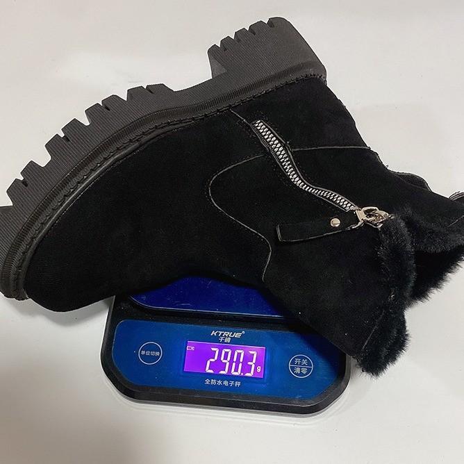Snow boots women s trend winter new medium tube piled thickened warm cotton shoes fur integrated winter women s boots 35
Snow boots women s trend winter new medium tube piled thickened warm cotton shoes fur integrated winter women s boots 35