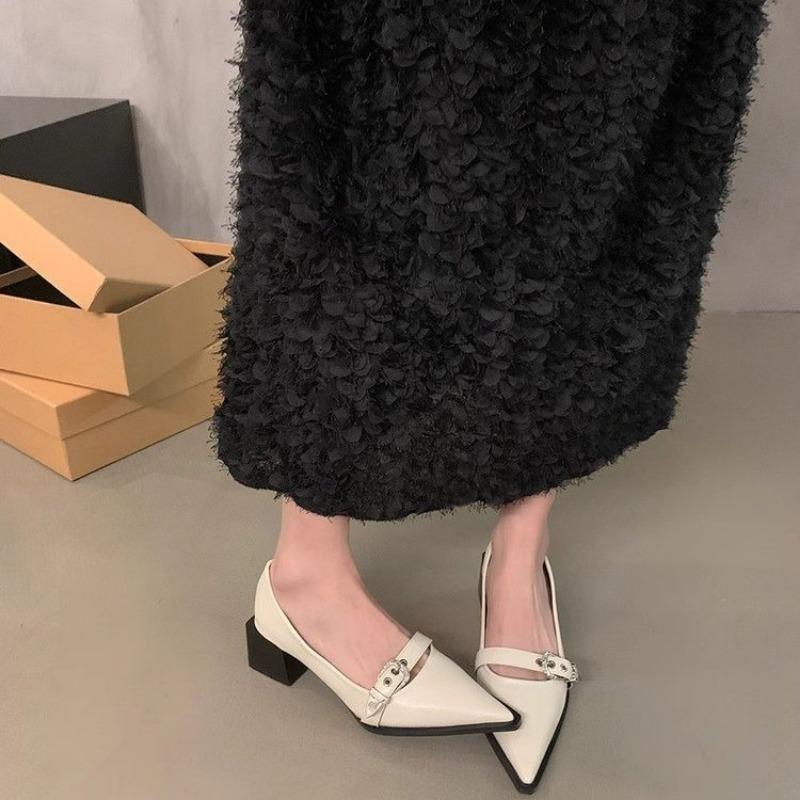 Модные женские туфли на толстой подошве, осенние, новые, с острым носком, с неглубокой металлической пряжкой на ремне, удобные туфли Мэри Джейн 40 грязно-белый
Модные женские туфли на толстой подошве, осенние, новые, с острым носком, с неглубокой металлической пряжкой на ремне, удобные туфли Мэри Джейн 40 грязно-белый