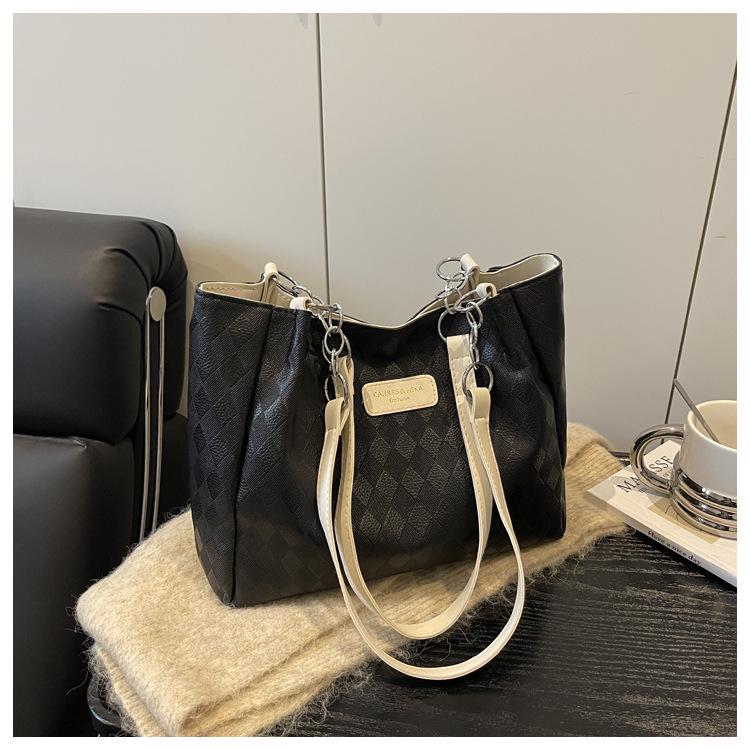 2025 Autumn Large Capacity Shoulder Tote - Stylish High-Value Commuting Bag 29.5*12*23.5cm білий
2025 Autumn Large Capacity Shoulder Tote - Stylish High-Value Commuting Bag 29.5*12*23.5cm білий