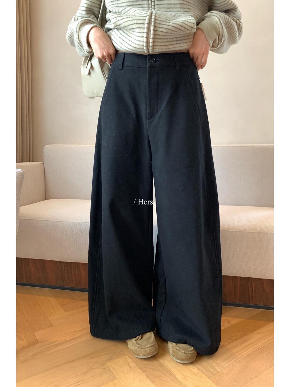 Women s High-Waisted Fleece-Lined Wide-Leg Pants: Slimming, Warm, Casual Korean Style for Winter 2025 S чёрный
Women s High-Waisted Fleece-Lined Wide-Leg Pants: Slimming, Warm, Casual Korean Style for Winter 2025 S чёрный