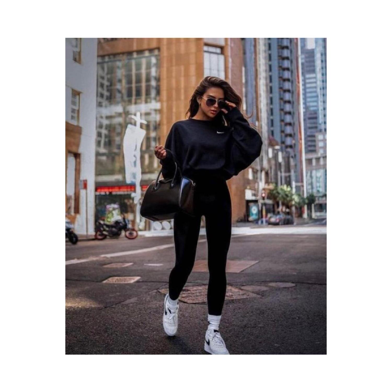 Черные зимние флисовые колготки в рубчик с высокой талией XXS
Черные зимние флисовые колготки в рубчик с высокой талией XXS