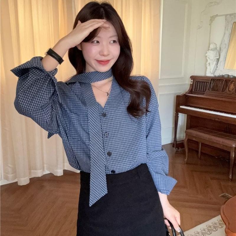 Blue Checkered Women s Shirt V-neck with The Same Style of Ribbon Chest Pocket Long Sleemer Loose Womaved Blouse New Version Korean Style Sumn Top XL
Blue Checkered Women s Shirt V-neck with The Same Style of Ribbon Chest Pocket Long Sleemer Loose Womaved Blouse New Version Korean Style Sumn Top XL