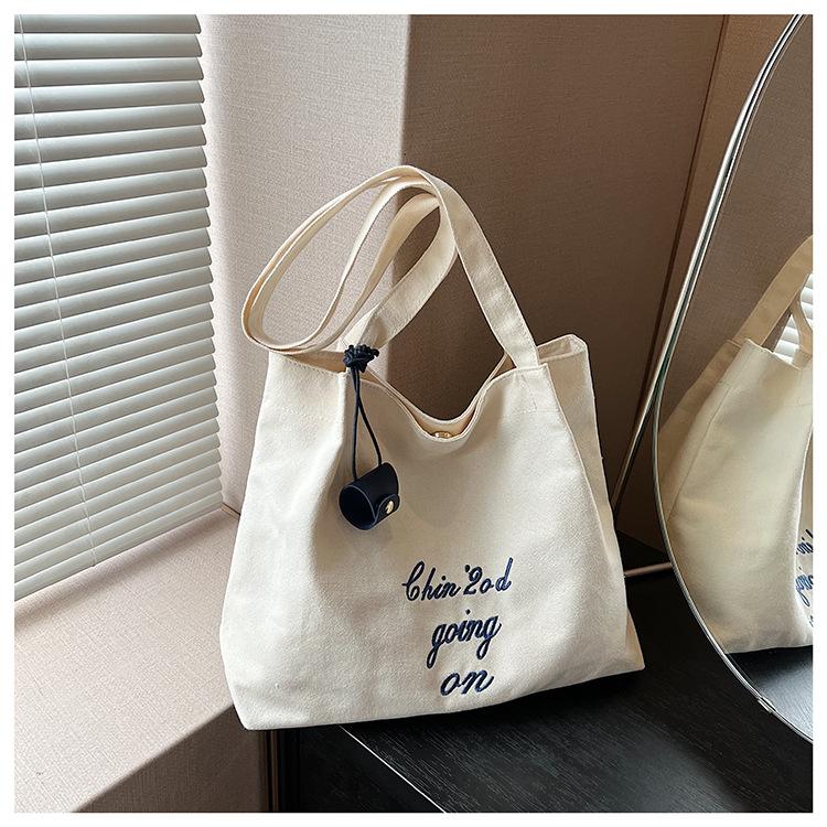 Canvas bag 2025 new tote leisure bag shoulder large capacity tote bag shopping bag білий
Canvas bag 2025 new tote leisure bag shoulder large capacity tote bag shopping bag білий
