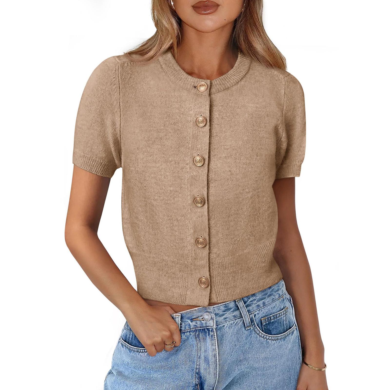 Women s Short Sleeve Button Front Cardigan Crop Top Lightweight Knitwear Slim Fit Casual Sweater with Round Neck and Ribbed Hem M хаки
Women s Short Sleeve Button Front Cardigan Crop Top Lightweight Knitwear Slim Fit Casual Sweater with Round Neck and Ribbed Hem M хаки