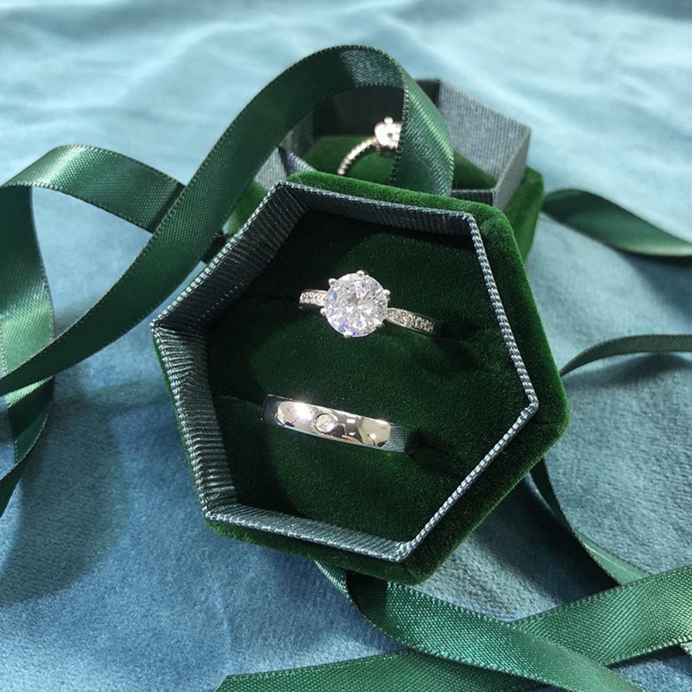Ribbon Flocking Ring Box Velvet Jewelry Organizer Portable Hexagonal Jewelry Box Women Coffee Double Slots
Ribbon Flocking Ring Box Velvet Jewelry Organizer Portable Hexagonal Jewelry Box Women Coffee Double Slots