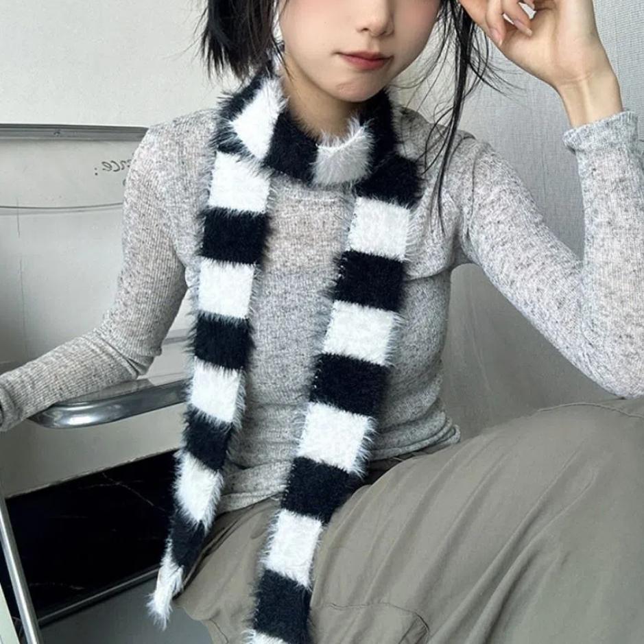 Harajuku Narrow Long Scarf Subculture Choker Streamer Fashion Y2K Striped Scarf Girl Style C
Harajuku Narrow Long Scarf Subculture Choker Streamer Fashion Y2K Striped Scarf Girl Style C