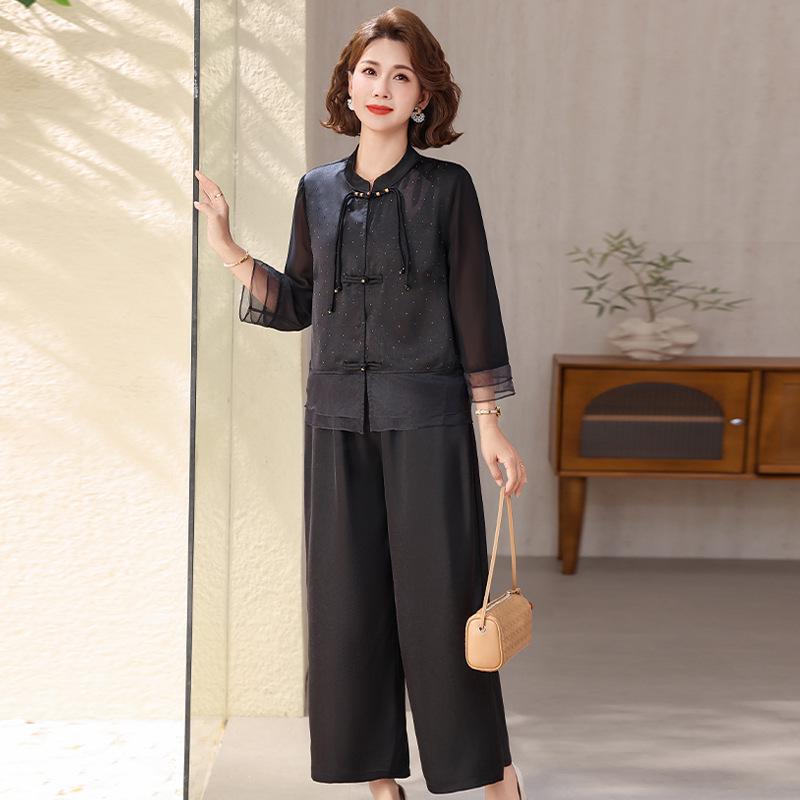 Women s Elegant Summer Suit: Age-Reducing, Tummy-Concealing Loose Top & Wide-Leg Pants Two-Piece Set, Slimming, Fashionable, Casual Style. 2XL (106-118 lbs)
Women s Elegant Summer Suit: Age-Reducing, Tummy-Concealing Loose Top & Wide-Leg Pants Two-Piece Set, Slimming, Fashionable, Casual Style. 2XL (106-118 lbs)