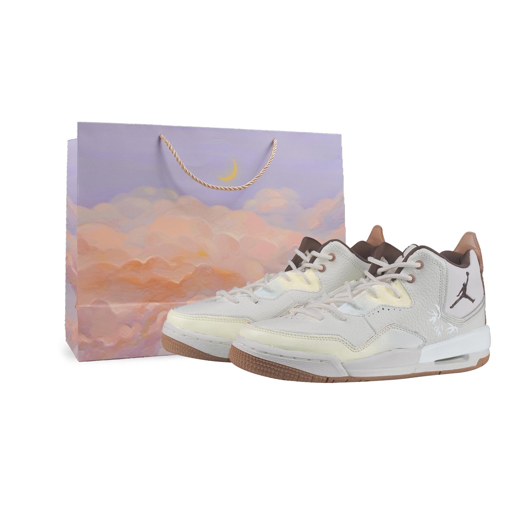 Jordan Courtside 23 Abrasion Resistant Low top Basketball Shoes Women s FQ6861-121(Team41-S-BOX) 39
Jordan Courtside 23 Abrasion Resistant Low top Basketball Shoes Women s FQ6861-121(Team41-S-BOX) 39