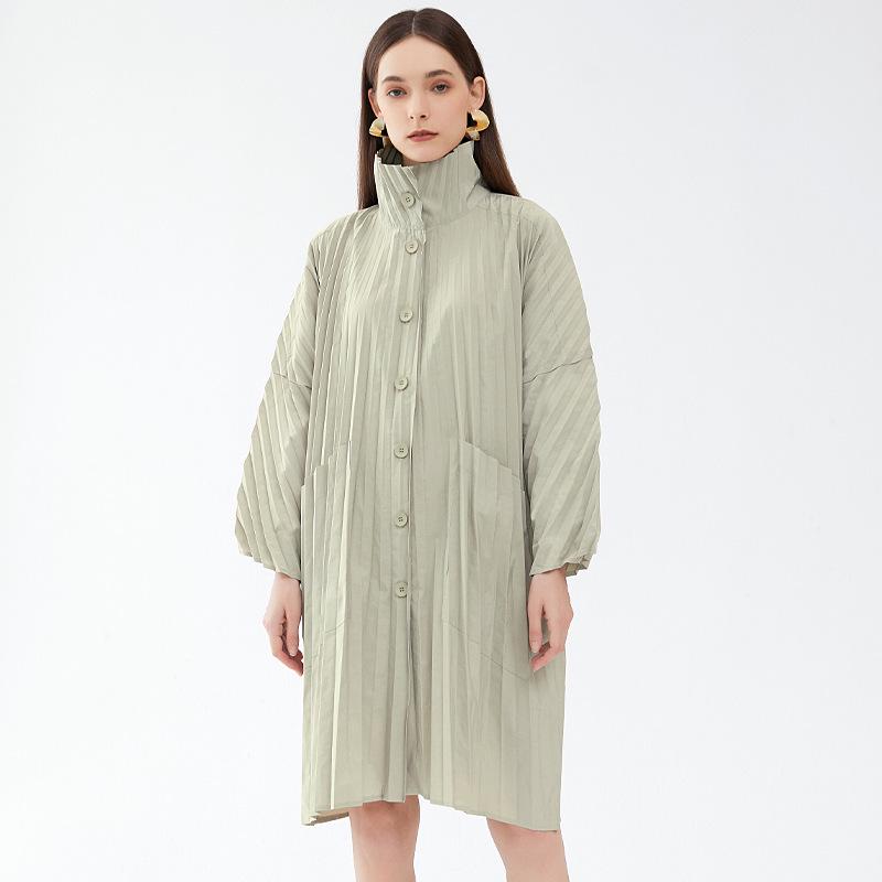 Women s 2025 Spring Korean Style Single-Breasted Trench Coat - Solid Color Pleated Texture, Mid-Length Trendy Outerwear One Size слонова кістка
Women s 2025 Spring Korean Style Single-Breasted Trench Coat - Solid Color Pleated Texture, Mid-Length Trendy Outerwear One Size слонова кістка
