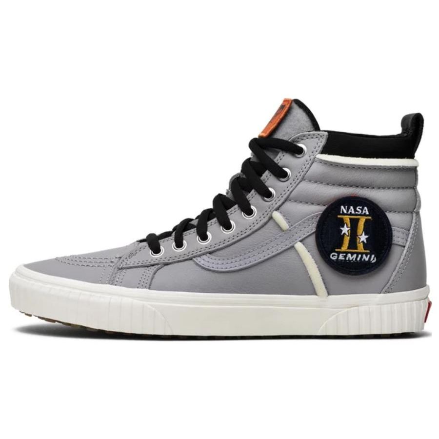 Эксклюзивные кроссовки унисекс Vans NASA x Sk8-Hi 46 MTE DX Space Voyager ComplexCon серебристого цвета VN0A3DQ5S4T
Эксклюзивные кроссовки унисекс Vans NASA x Sk8-Hi 46 MTE DX Space Voyager ComplexCon серебристого цвета VN0A3DQ5S4T