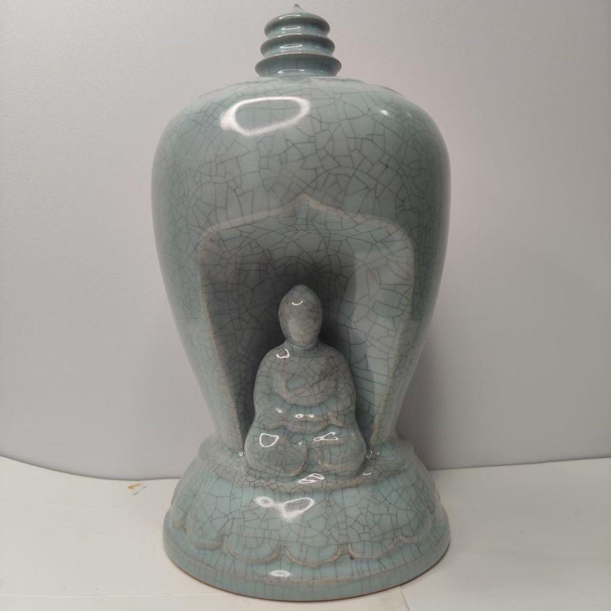 Ancient-Style Bluish-White Glaze Buddha Stupa Replica - Internal Shrine for Sakyamuni Buddha Statue, Handcrafted Imitation
Ancient-Style Bluish-White Glaze Buddha Stupa Replica - Internal Shrine for Sakyamuni Buddha Statue, Handcrafted Imitation