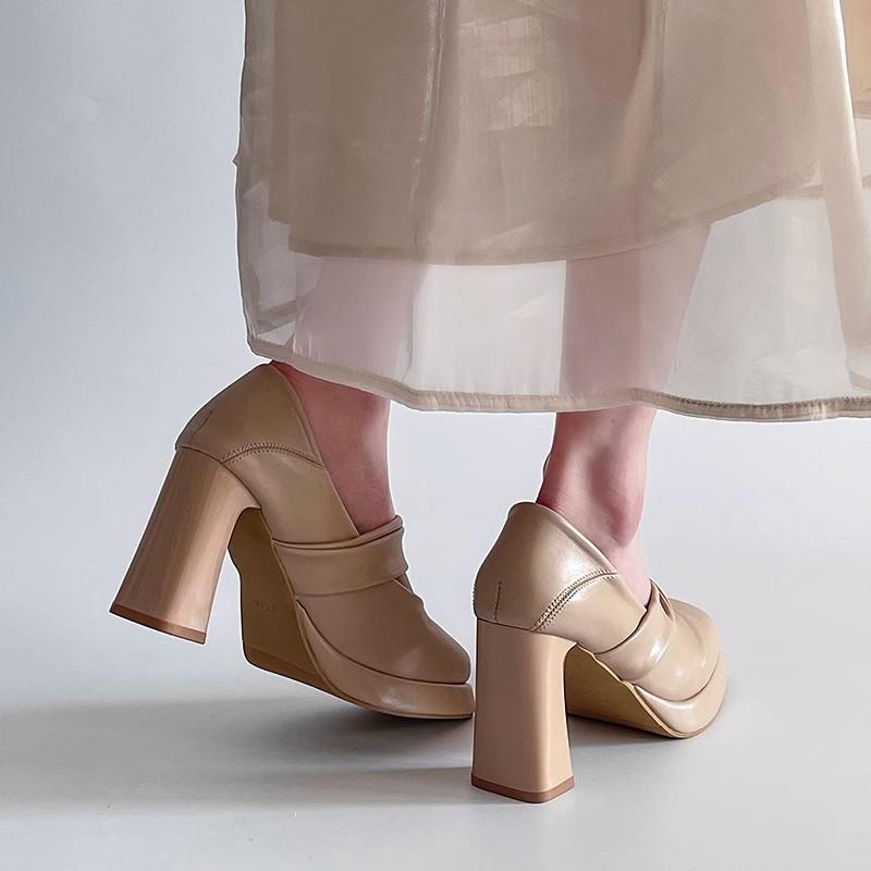 Temperament retro style thick heel women s single shoes spring and summer new fashion waterproof table Mary Jane shoes women s high heels women 35
Temperament retro style thick heel women s single shoes spring and summer new fashion waterproof table Mary Jane shoes women s high heels women 35