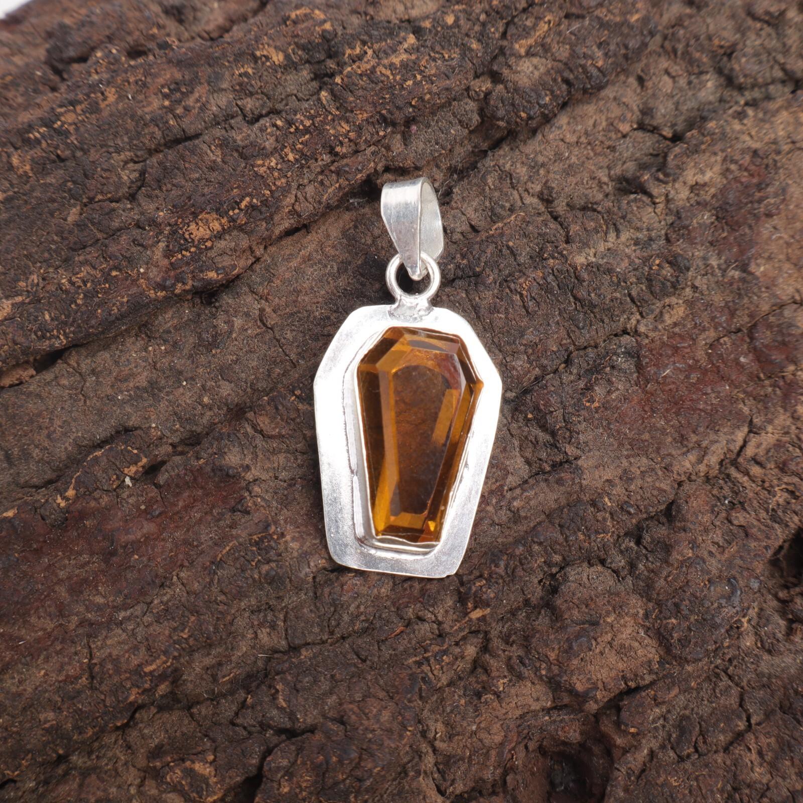 Citrine Stone 925 Sterling Silver Art Deco Ethnic Handmade New Pendant Jewelry PP-53-11
Citrine Stone 925 Sterling Silver Art Deco Ethnic Handmade New Pendant Jewelry PP-53-11