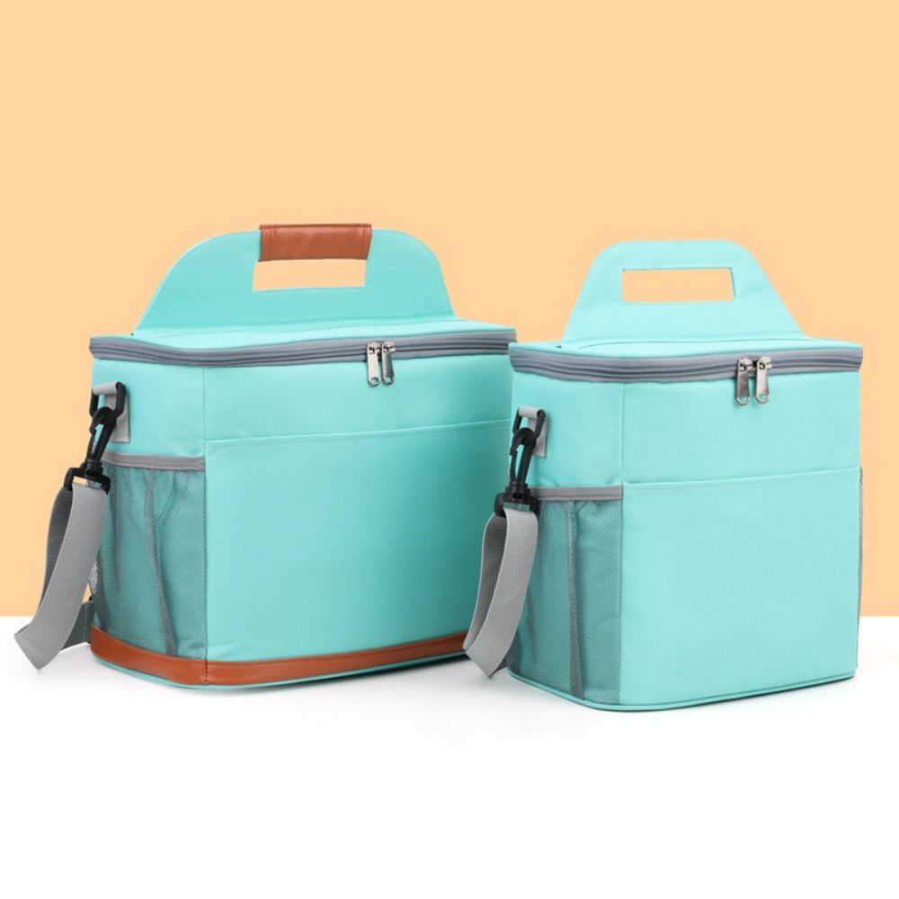Large Capacity Ice Fridge Bag Thickened Lunch Food Thermal Box Fashion Insulated Lunch Bag Camping L-Grey
Large Capacity Ice Fridge Bag Thickened Lunch Food Thermal Box Fashion Insulated Lunch Bag Camping L-Grey