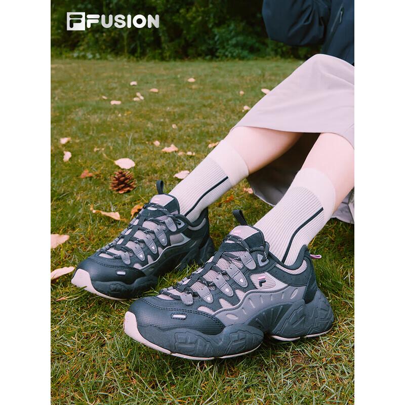FILA FUSION Women s Chunky Platform Casual Shoes M
FILA FUSION Women s Chunky Platform Casual Shoes M
