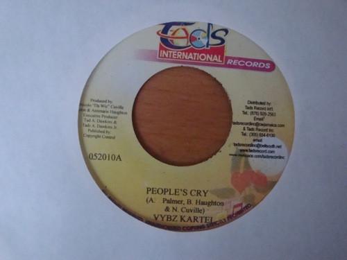 7inch Record VYBZ KARTEL - People s Cry 052010 Tad s Record 2010 Jamaica Reggae, Ska & Dub Used
7inch Record VYBZ KARTEL - People s Cry 052010 Tad s Record 2010 Jamaica Reggae, Ska & Dub Used
