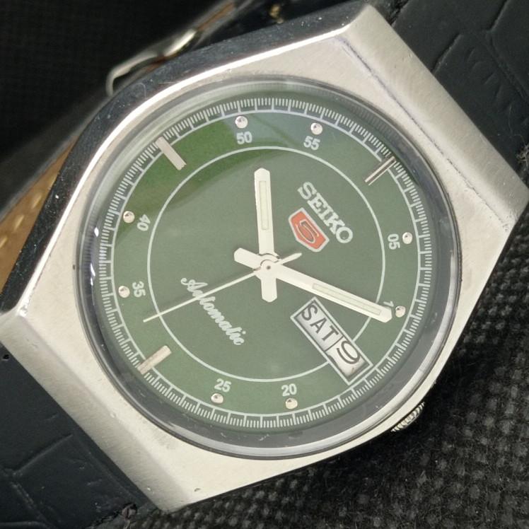 USED VINTAGE SEIKO 5 AUTOMATIC 6309A JAPAN MENS D/D GREEN WATCH 608h-a316712-9 SKU608h-a316712
USED VINTAGE SEIKO 5 AUTOMATIC 6309A JAPAN MENS D/D GREEN WATCH 608h-a316712-9 SKU608h-a316712