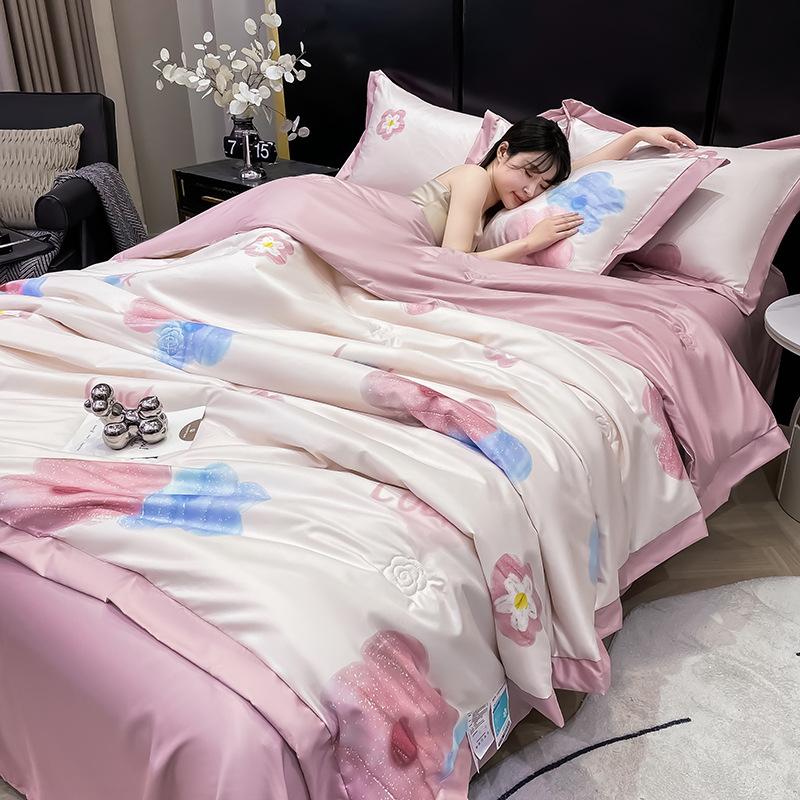 Summer Cooling Blankets Ice Fabric Quilt Double Bedspread Washable Air Condition Comforter Queen King Size Thin Lightweight 120x150 Summer quilt
Summer Cooling Blankets Ice Fabric Quilt Double Bedspread Washable Air Condition Comforter Queen King Size Thin Lightweight 120x150 Summer quilt