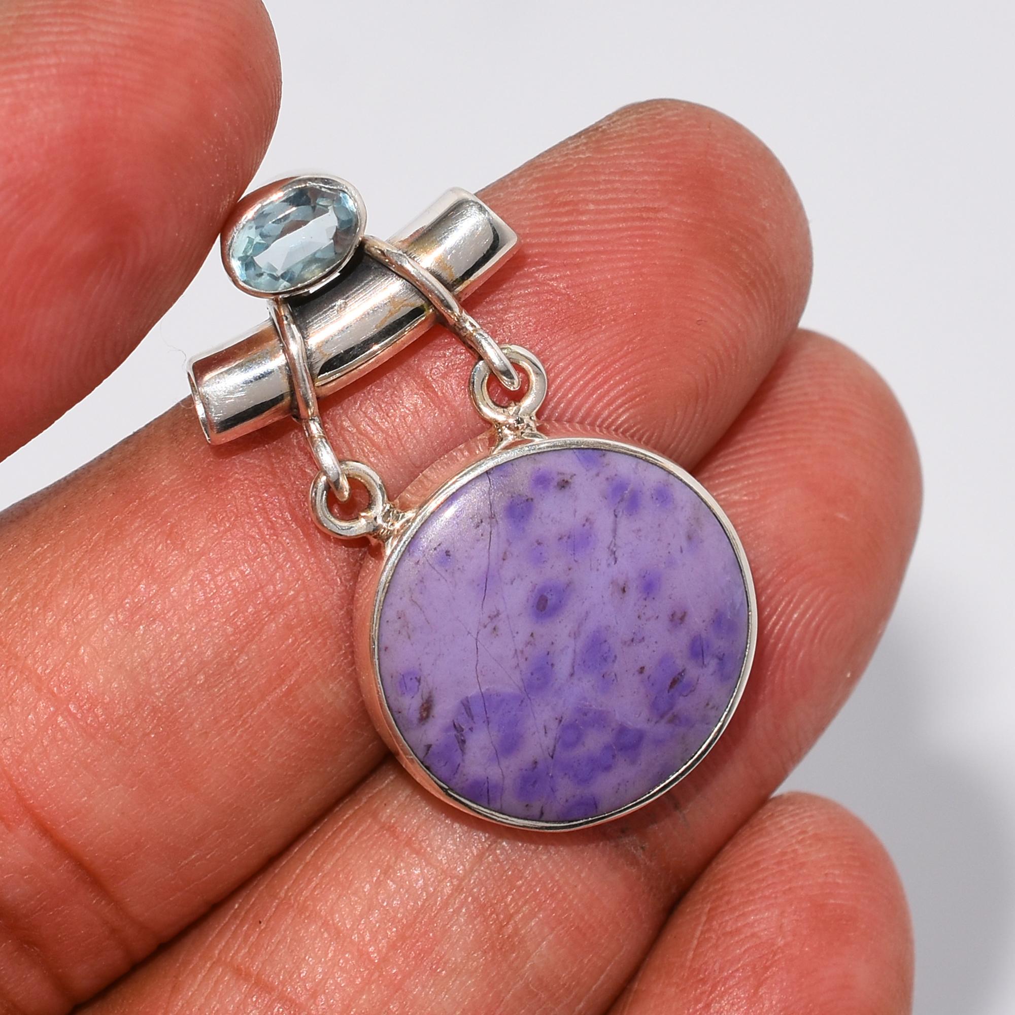Natural Lavender Jade, Lavender Jade Pendant Necklace, Lavender Jade with blue topaz, Designer Pendant Necklace, Birthday Gift 1.29 Inches Length фиолетовый
Natural Lavender Jade, Lavender Jade Pendant Necklace, Lavender Jade with blue topaz, Designer Pendant Necklace, Birthday Gift 1.29 Inches Length фиолетовый