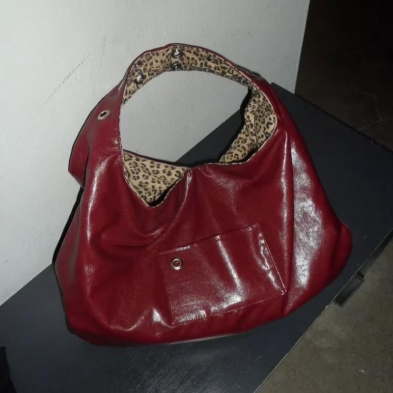 Double-Sided Shoulder Bag Cool and Sweet Leopard Print Commuter Tote Bag Women s Versatile Large Bag Retro Chic Handbag Bolsos
Double-Sided Shoulder Bag Cool and Sweet Leopard Print Commuter Tote Bag Women s Versatile Large Bag Retro Chic Handbag Bolsos