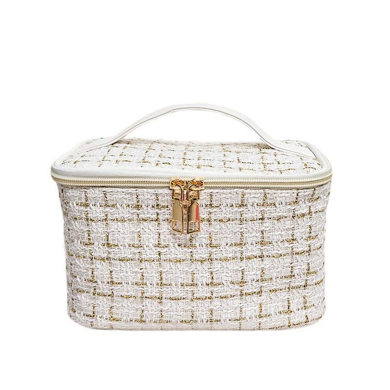 Cosmetic Bag Large Capacity Portable Handbag Cosmetic Storage Bag One Size белый
Cosmetic Bag Large Capacity Portable Handbag Cosmetic Storage Bag One Size белый